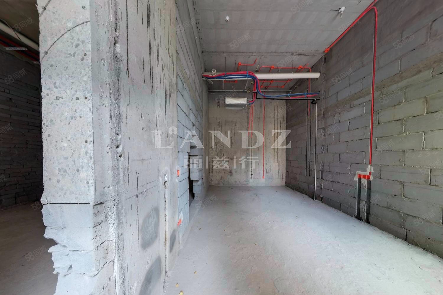 九章別墅5室11廳7衛(wèi)959.92㎡東4950萬