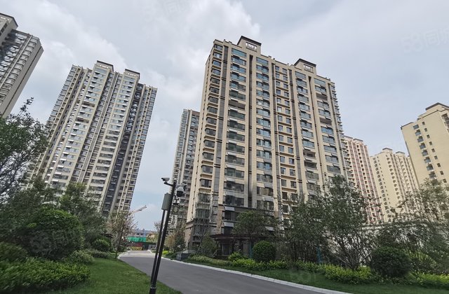 急！急！急！ 中间楼层采光好 板楼 医疗配套成熟 看房方便