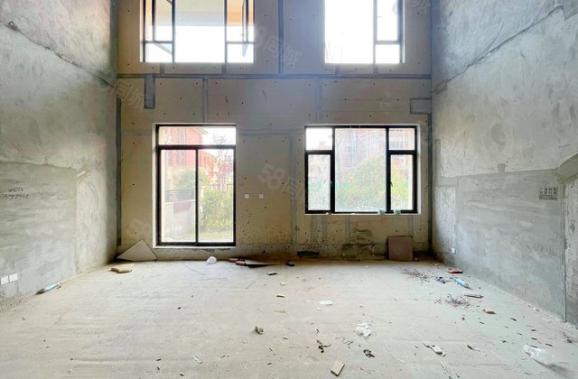 恒基旭辉湖山赋(别墅)6室2厅167.09㎡228万二手房图片