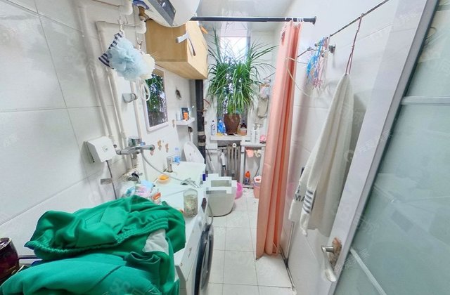 西郊宾馆宿舍3室1厅70㎡490万二手房图片