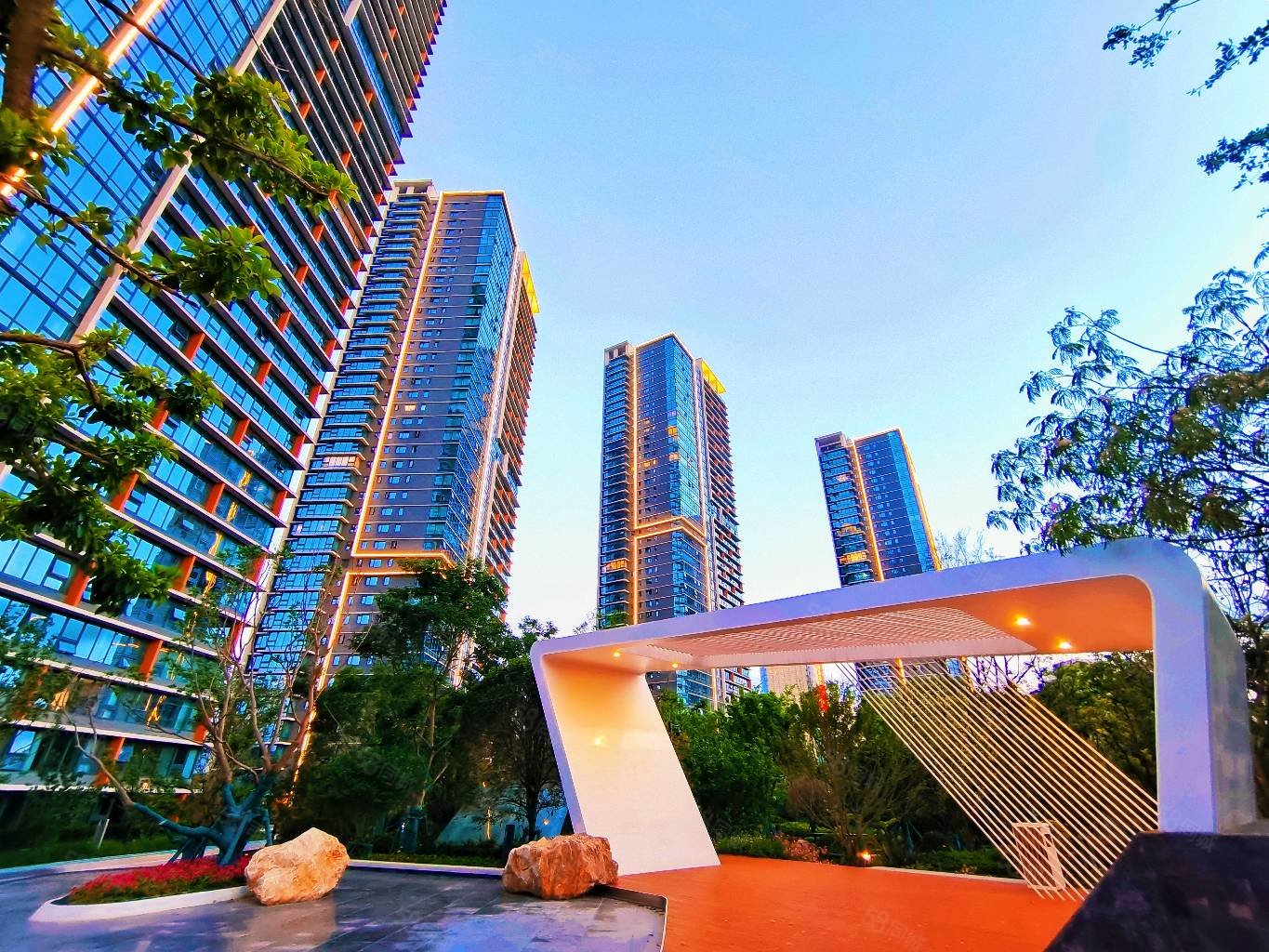 万科大理拾叁月2室2厅1卫86㎡南北105万