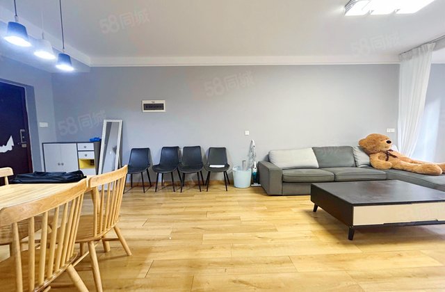 德商华府天骄3室2厅82㎡166万二手房图片