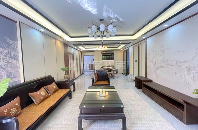 莱茵湖畔4室2厅142㎡132万二手房图片