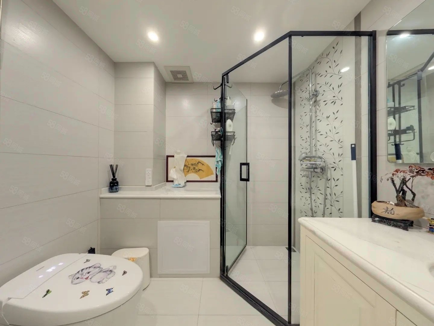 潤(rùn)西山苑4室2廳3衛(wèi)203.19㎡南790萬