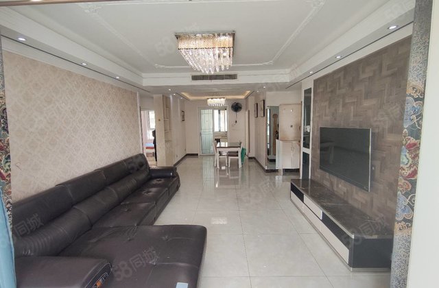 人民公园旁！小高层 四叶草户型中央丽都 免大税 送车储 急售