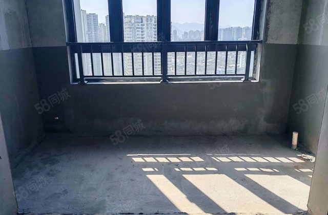 悦澜山居A区3室2厅95㎡86万二手房图片