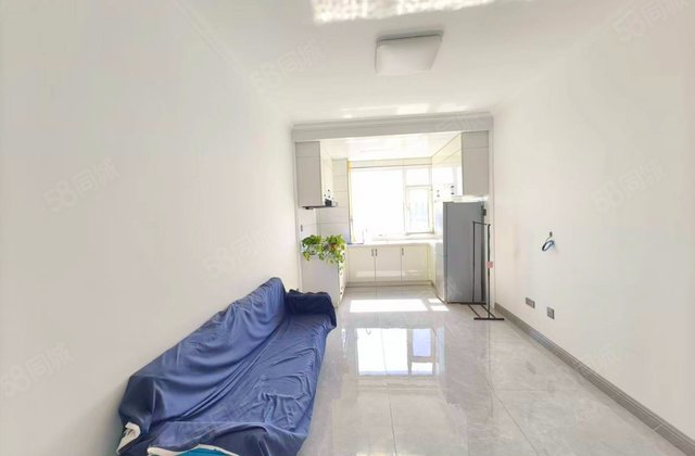 蔚蓝国际1室1厅55.49㎡33万二手房图片