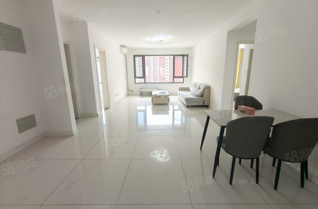 百合三期 锦兰园 三叶草 免大税 中间楼层