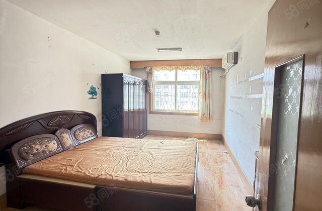 文轩中学 外国语   柳园小区北区 中层 三室两厅免大税急售