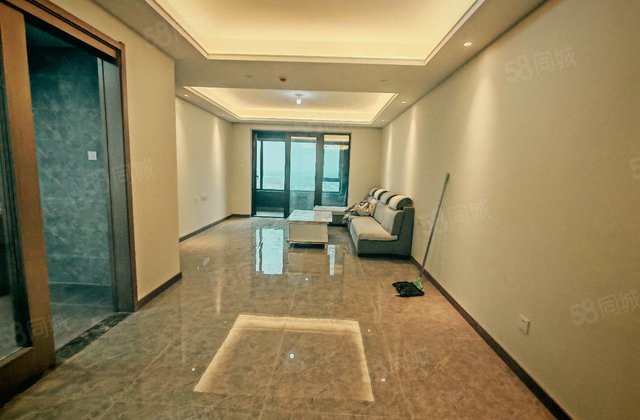 急售东边户 全天采光 带车位送储 翰林天悦 名筑印象 昌润路