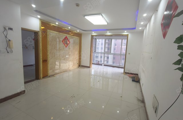 房东着  出门就是二中文苑中  三叶草户型一梯一户落地窗