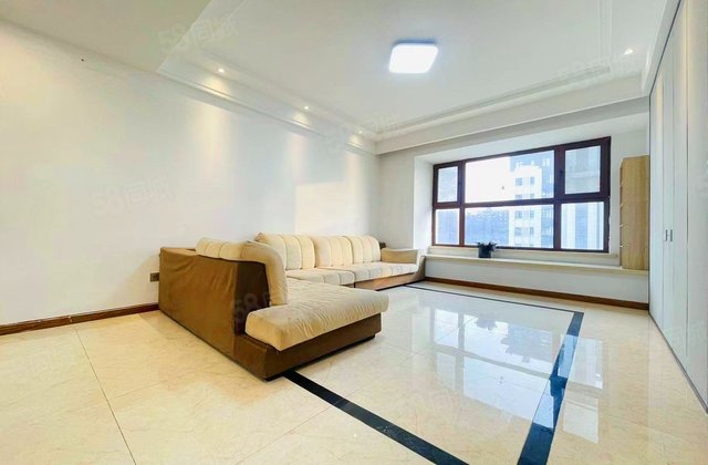 新星宇诗书世家3室2厅108㎡55.7万二手房图片