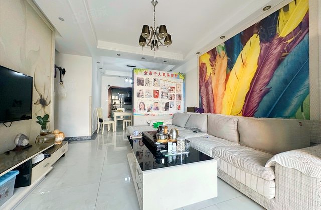 南城香山3室2厅102.74㎡132万二手房图片