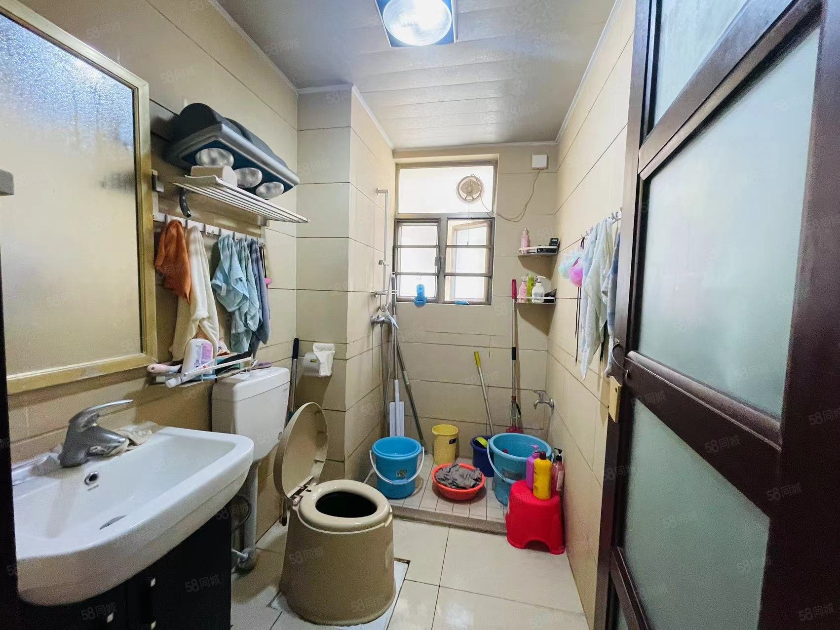 碧桂园翠堤春晓4室2厅2卫136.67㎡南49.9万