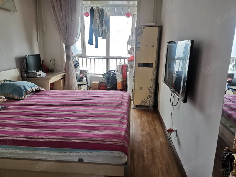 金叶枫景小区1室1厅1卫52.04㎡东北50万