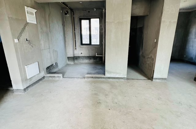 绿地海湾雅海苑3室2厅113㎡53万二手房图片