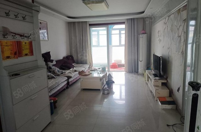 60万133平三室两厅两卫，带储，南北通透，低公摊，随时看