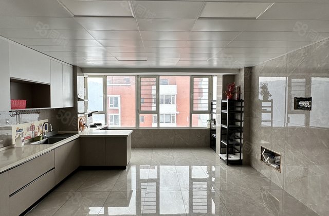 阳光水岸5室3厅330㎡69.8万二手房图片