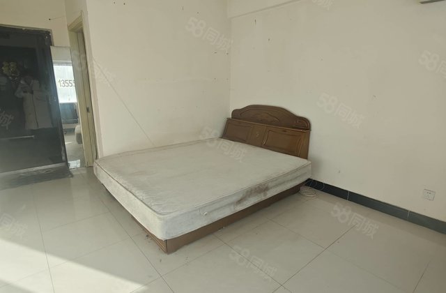 富强新城(B区)1室1厅25㎡5.2万二手房图片