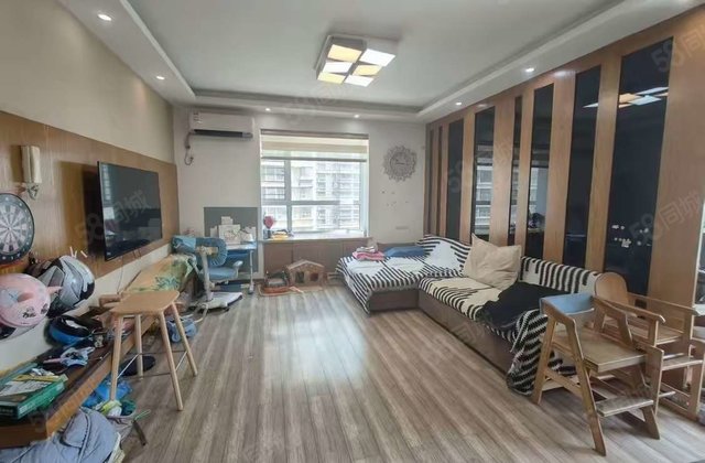 急售东昌丽都精装3室2厅免大税十车储东边户129平128万