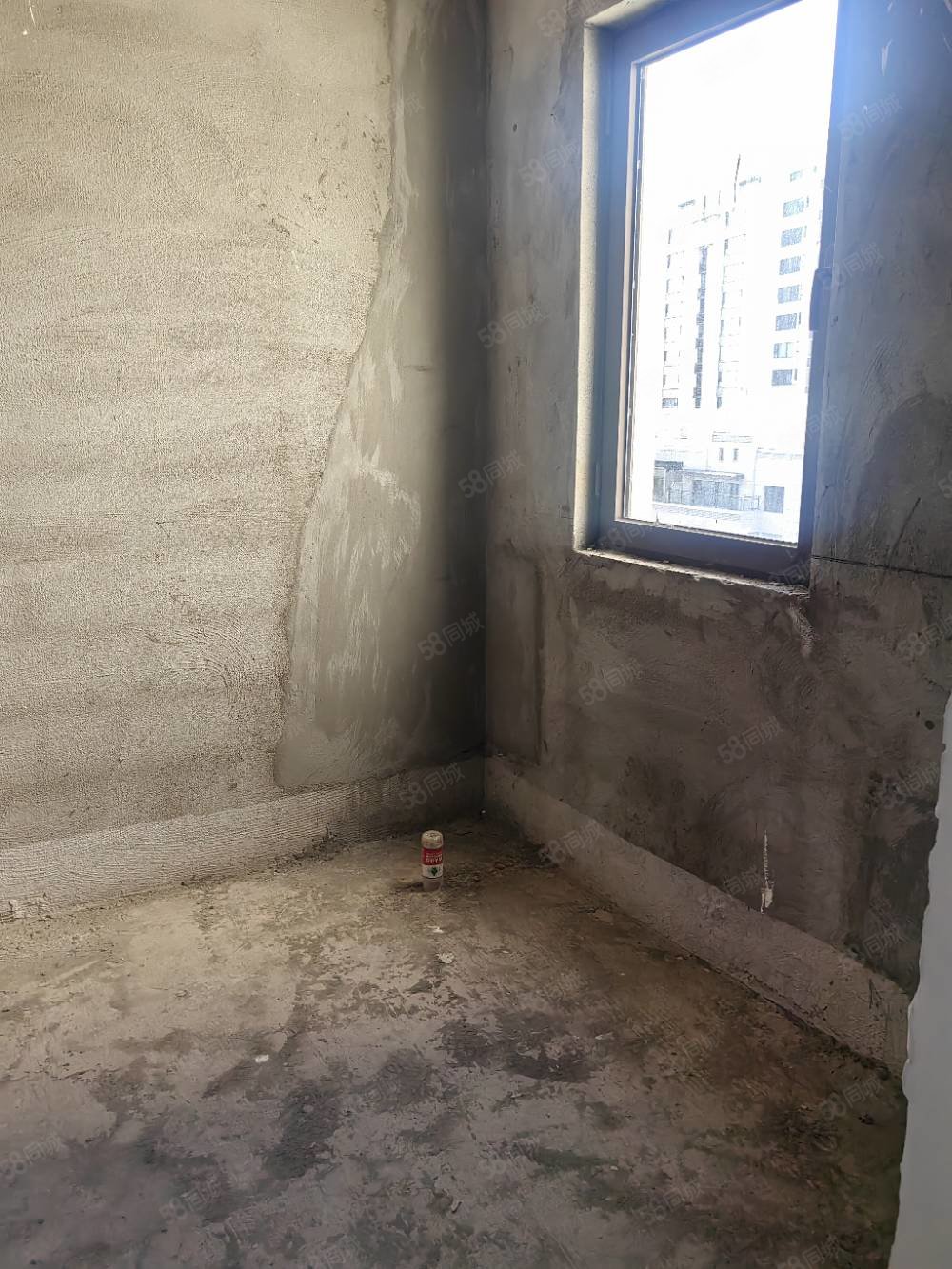 绿地斐勒公馆3室2厅2卫147㎡南北79.5万