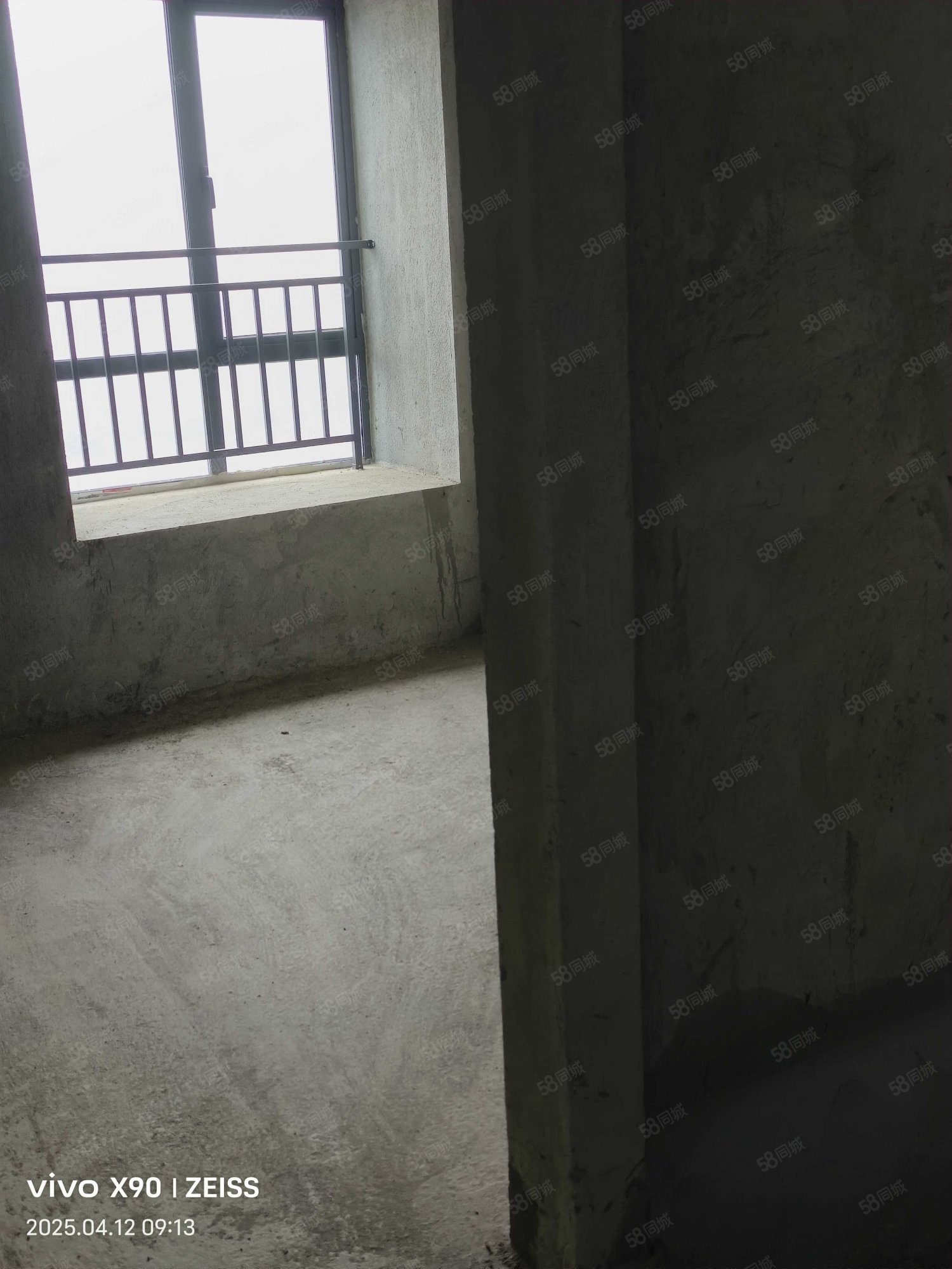 唯美玉龙紫园3室2厅2卫99.5㎡南52万