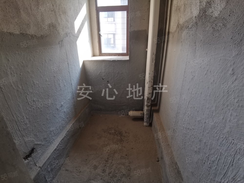 香园丽舍3室2厅2卫114㎡南北58.8万