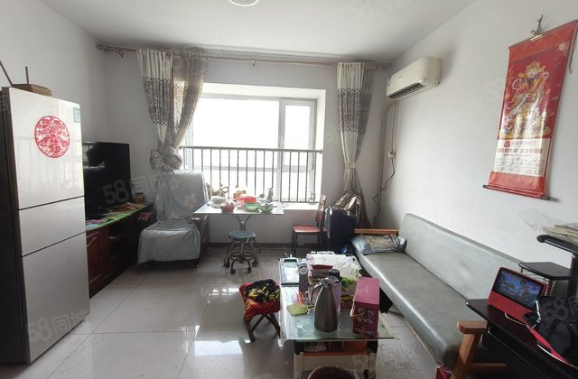 八里庙小区 精装修 近医院 房龄新 有电梯 商圈成熟