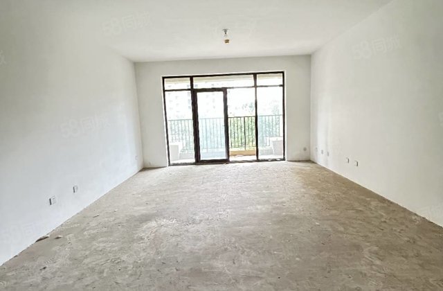 绿地云水谣4室2厅151.57㎡120万二手房图片