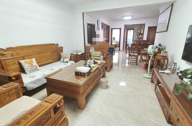 电梯洋房三室双卫 五中万达附近  洋房电大路上