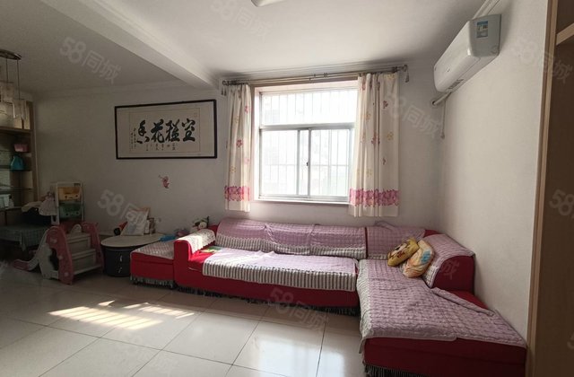 七中附近地暖房东边户 中间楼层 停车方便