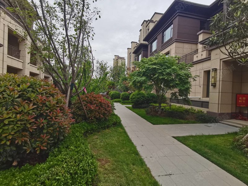 宝丽天樾3室2厅2卫128㎡南北100万