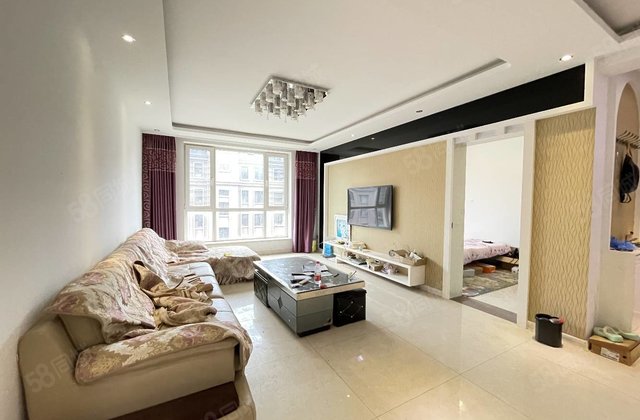 7分众鑫房产50万4465元/㎡银通翡翠公园 步梯三楼