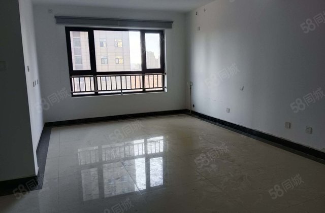 中央帝景 带电梯 交通便捷 近医院 商圈成熟 商品住宅