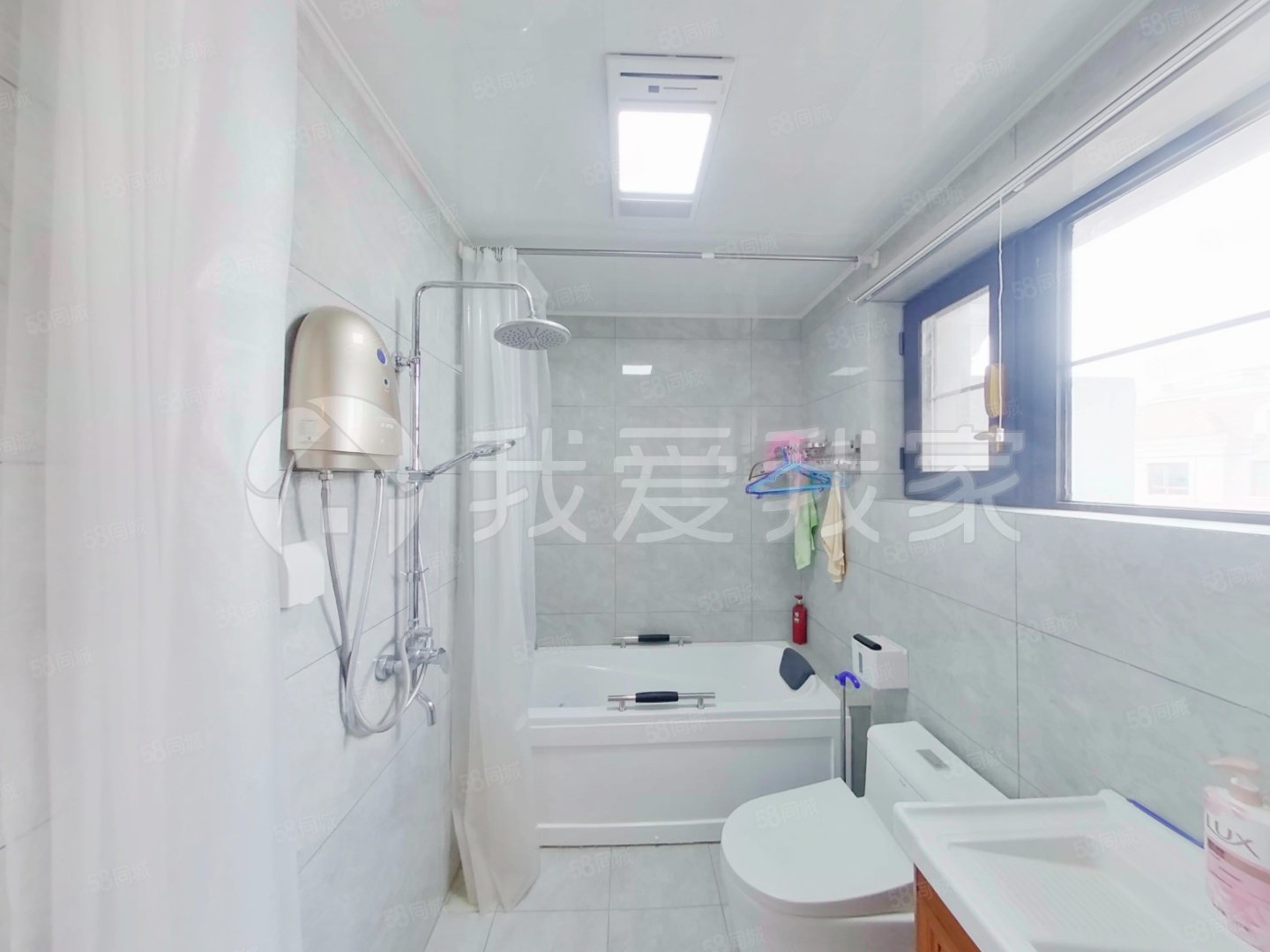 金科王府(別墅)5室3廳4衛(wèi)207.65㎡南北745萬