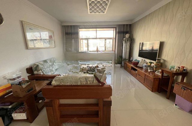 市医院附近 电梯东边户 带车位储藏室！急售！