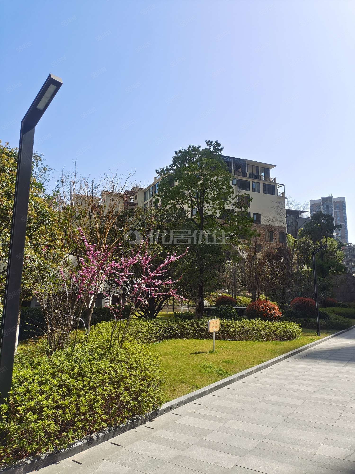 梅岭馨语 边户三房双阳台 满两年,梅岭馨语-宜昌58同城