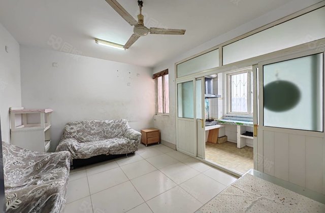 东昌中学 盛泽小区 三室 地暖房 停车方便 非顶楼 免大税