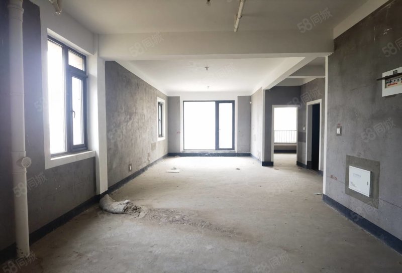 300平院子 国悦府一期下叠复式 带车库观山视野开阔 国山墅