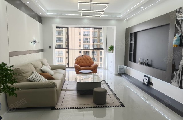 精通伊顿国际3室2厅101.5㎡55.8万二手房图片