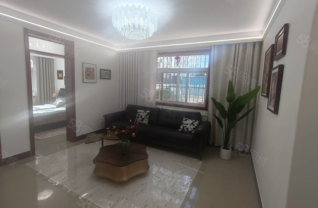 急售薪水明珠旁孝心一楼带院水城中学边户全明户型免大税丽水名都