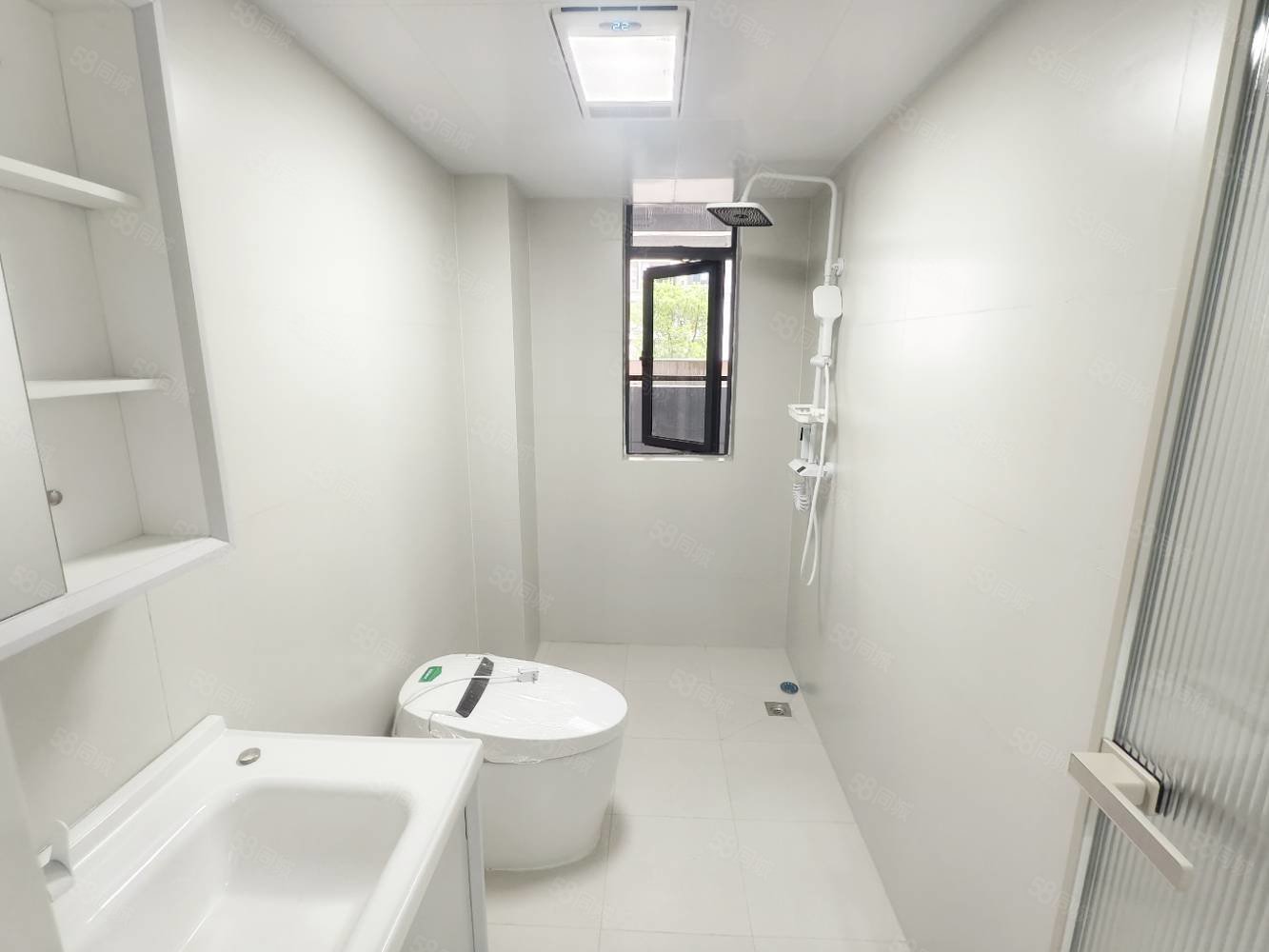 汉成国宾府3室2厅2卫110㎡南北69.8万