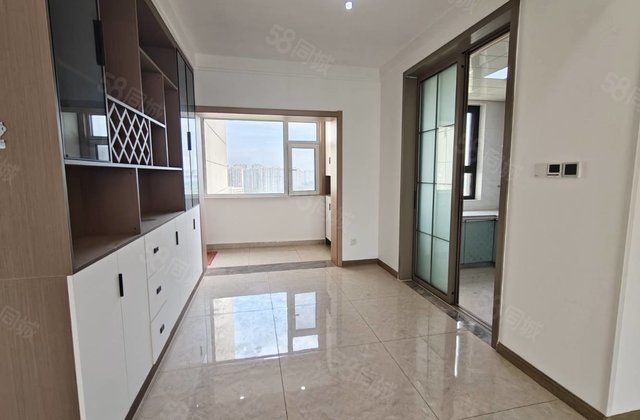 新一中对过次新房送车储!送装修 边户民生17号院全天采光无遮