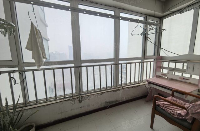 青年苑小区3室2厅129.07㎡140万二手房图片