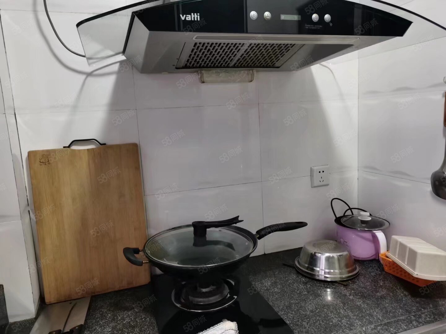 曼陀岩路16号小区2室1厅1卫44.53㎡东34万