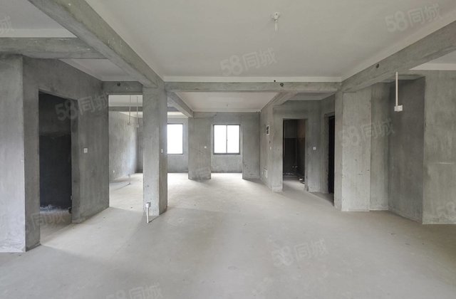 文鼎苑4室2厅141.79㎡200万二手房图片