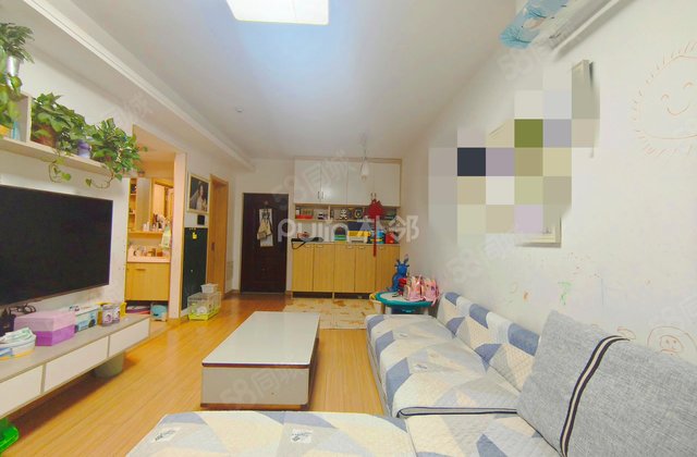 万科大都会铂悦苑2室2厅79.43㎡48.9万二手房图片