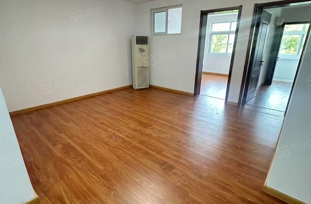 划东昌，百合大楼旁，3室地暖房，免大税 好楼层，房东急售