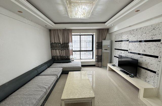 凤凰城(东区)3室2厅136㎡67万二手房图片