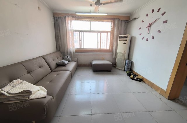 市医院附近 水城中学旁边 步梯三楼 畜产小区 三室免大税